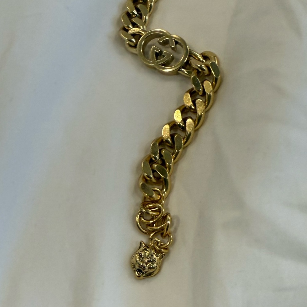 NWOT GUCCI Interlocking G Logo Bracelet 7.5in - Antique Gold Toned Finish - Picture 6 of 8